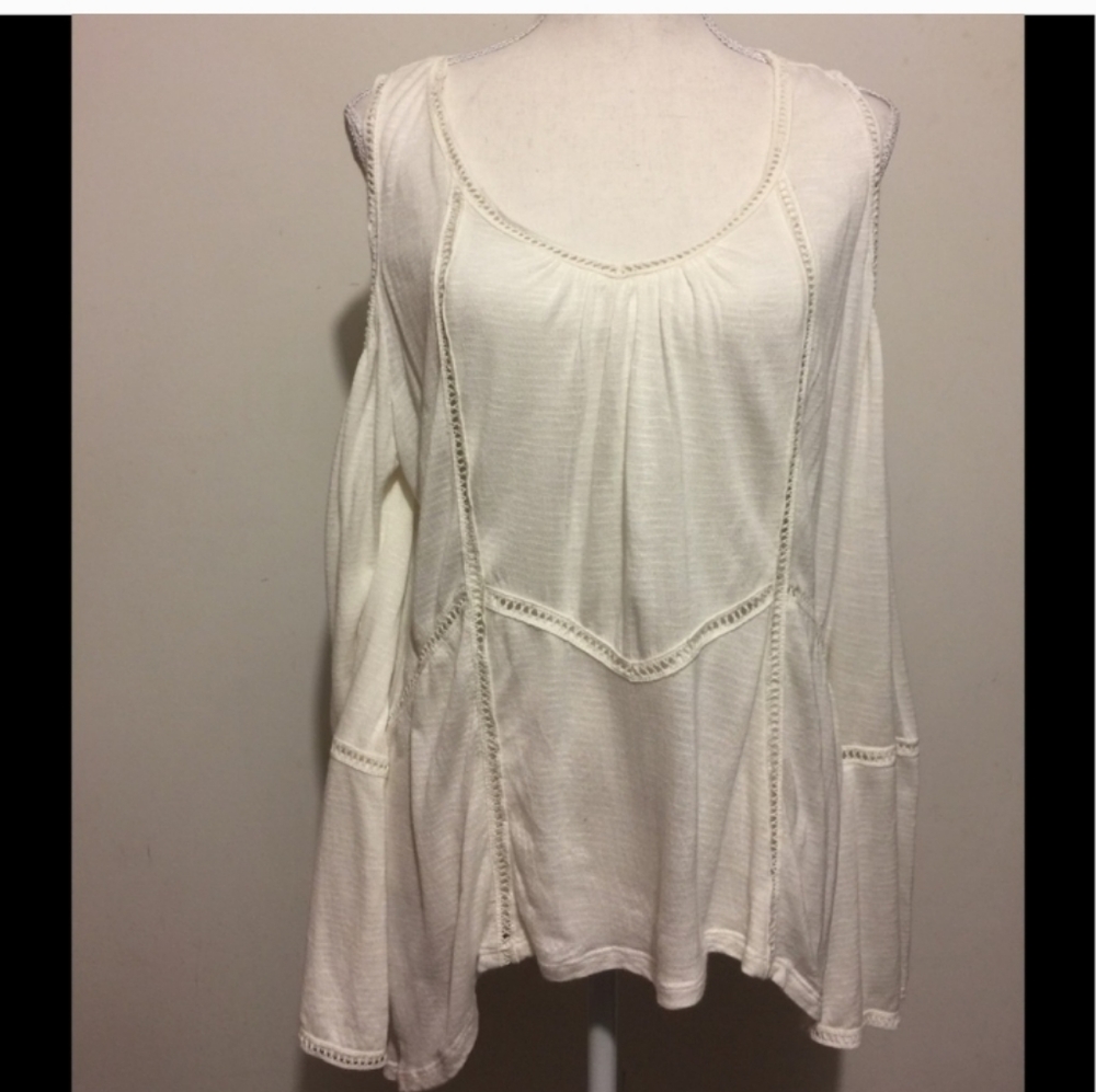 American Rag Long Sleeve Cutout Blouse | Large